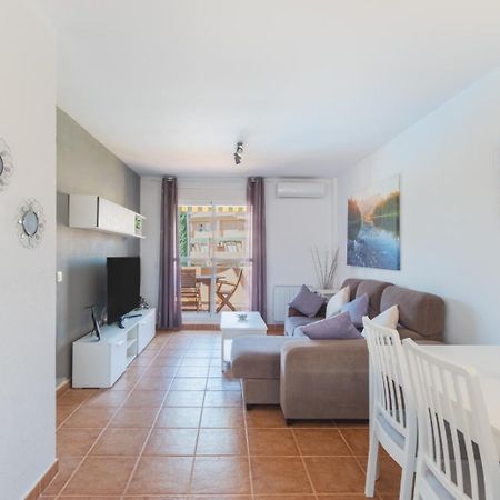 Urbanizacion Jardin Del Golf 1 Apartment Ново Санкти Петри Екстериор снимка